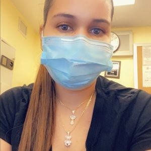 Meet your Posher, Eliza